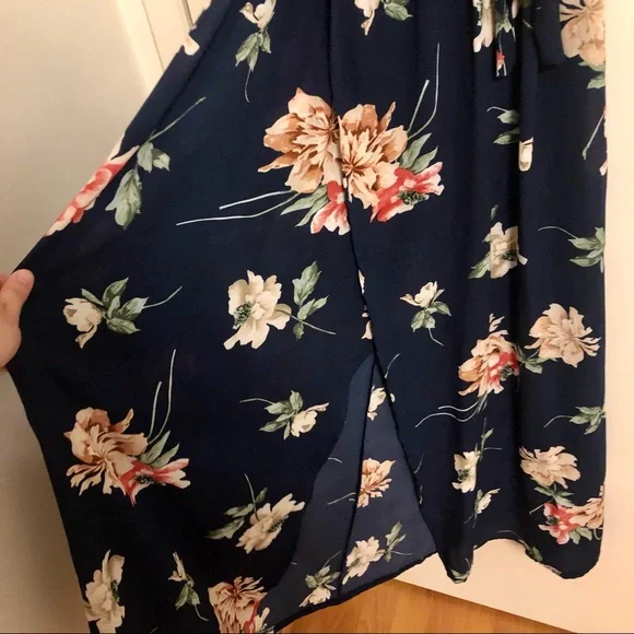 Navy Maxi Wrap Dress with Flowers and Sleeves - Picture 5 of 9